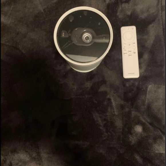 vendo proyector Samsung 4K Netflix YouTube y Música 🔥 - Picture 3 of 5